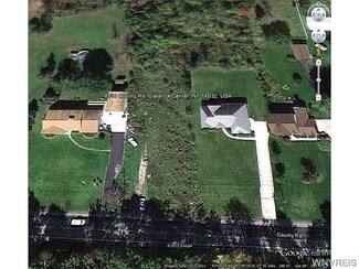 8910 County Rd, Clarence Center, NY 14032