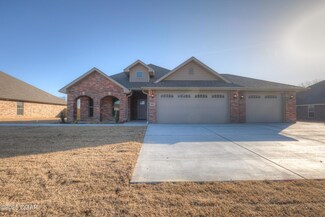 1814 W Fountain Rd, Webb City, MO 64870