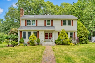 26 Lighthouse Hill Rd, Windsor, CT 06095