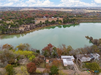 209 Lake Shore Dr, Eddy, TX 76524
