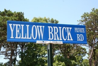 10 Yellow Brick Rd, Truro, MA 02652