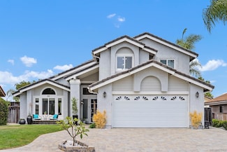 1145 La Tortuga Dr, Vista, CA 92081