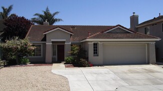 10 Saguaro Cir, Salinas, CA 93905