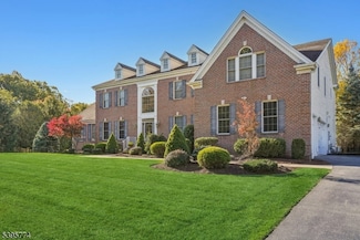 8 Arbor Rd, North Caldwell, NJ 07006