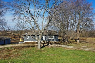 26104 E 273rd St, Harrisonville, MO 64701