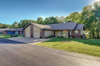 30 Kimberling Shores Ln Unit 2, Kimberling City, MO 65686