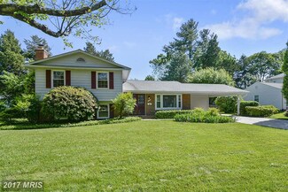 8507 Paul Revere Ct, Annandale, VA 22003
