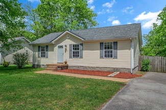 261 Robinwood Ave, Madison, TN 37115