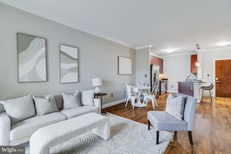 6301 Edsall Rd Unit 303, Alexandria, VA 22312