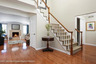 6 Boxwood Dr, Colts Neck, NJ 07722