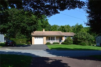115 N 2nd St, Coopersburg, PA 18036