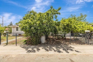 4246 77th St, Sacramento, CA 95820