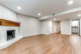 1001 Roaring Springs Rd, Fort Worth, TX 76114