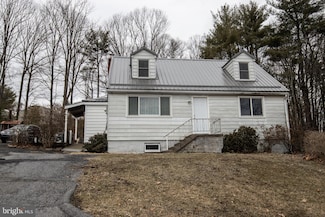 1014 Port Carbon St, Pottsville, PA 17901