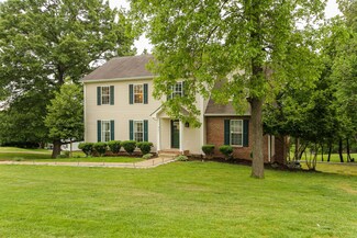 921 Doe Run Ct, Adams, TN 37010