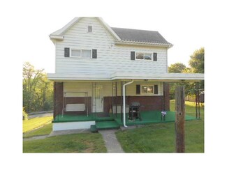 444 Royal Rd, Chestnut Ridge, PA 15422