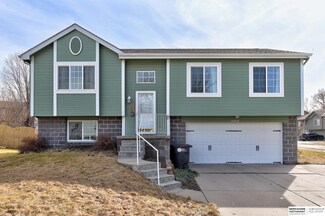 17717 I St, Omaha, NE 68135