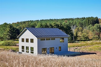 146 Buddenhagen Rd, Callicoon, NY 12723