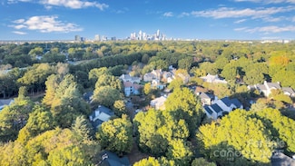 3300 Selwyn Farms Ln, Charlotte, NC 28209