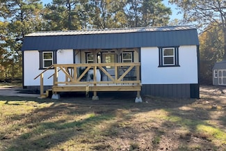 35 White Oak Ln, Pleasant Plains, AR 72568