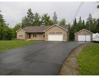 701 Black Stream Rd, Hermon, ME 04401