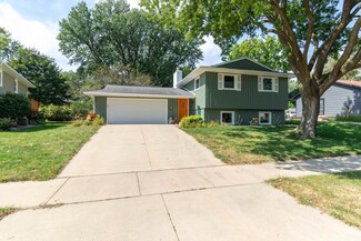 3529 15th Ave NW, Rochester, MN 55901