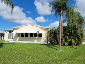 1875 Woodstock Ln, Sarasota, FL 34234