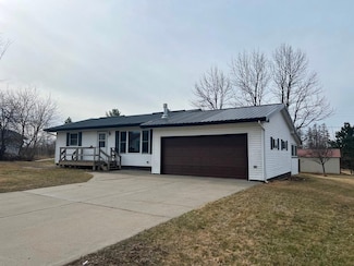 18 9th Ave NE, Deer River, MN 56636