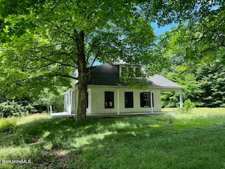 40 Club Grounds, Mount Washington, MA 01258