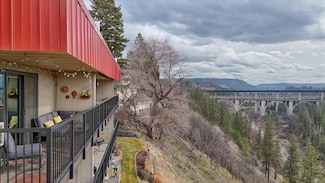 162 S Coeur D'Alene St Unit B304, Spokane, WA 99201