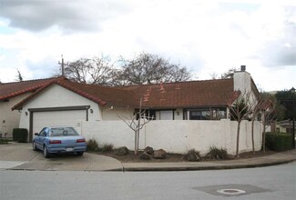 10 Via Padre, San Juan Bautista, CA 95045