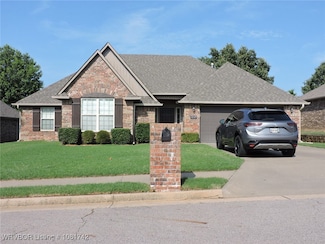 12125 Sapling Dr, Fort Smith, AR 72916