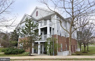 20281 Beechwood Terrace Unit 201, Ashburn, VA 20147