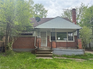 15006 Lotus Dr, Cleveland, OH 44128
