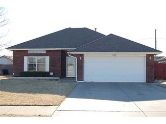 1608 Queensbury Rd, Moore, OK 73160