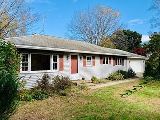 16 King Philip Ave, South Deerfield, MA 01373