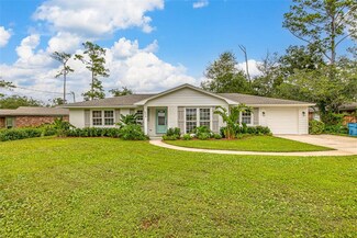504 Mclane St, Saint Simons Island, GA 31522