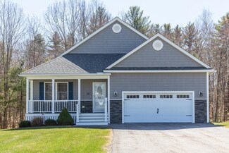 25 Cobblestone Dr, Hudson, NH 03051