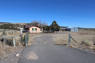 39048 Us Highway 285, Tres Piedras, NM 87577