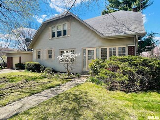 802 S Mcarthur St, Macomb, IL 61455