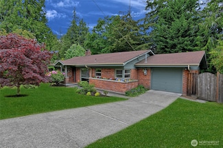 10733 14th Ave NE, Seattle, WA 98125