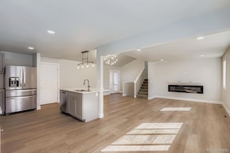 832 21st St SW, Loveland, CO 80537