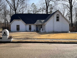2086 Brackenbury Ln, Cordova, TN 38016