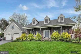 117 Verna Dr, Dallastown, PA 17313