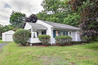 200 Monroe Heights Rd, East Stroudsburg, PA 18301