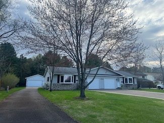 3013 Schabacker Ct Unit A & B, Menomonie, WI 54751