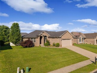 3806 Muirfield Dr, New Albany, IN 47150