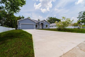 912 Lacey Oaks Ct, Kissimmee, FL 34744