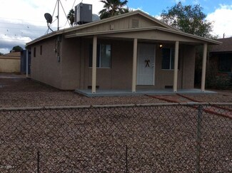 6725 N 51st Dr, Glendale, AZ 85301