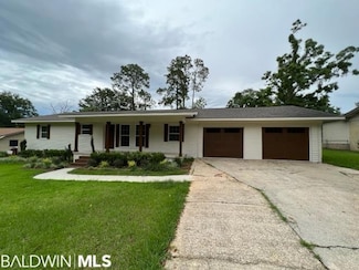 205 Diamond Ave, Atmore, AL 36502